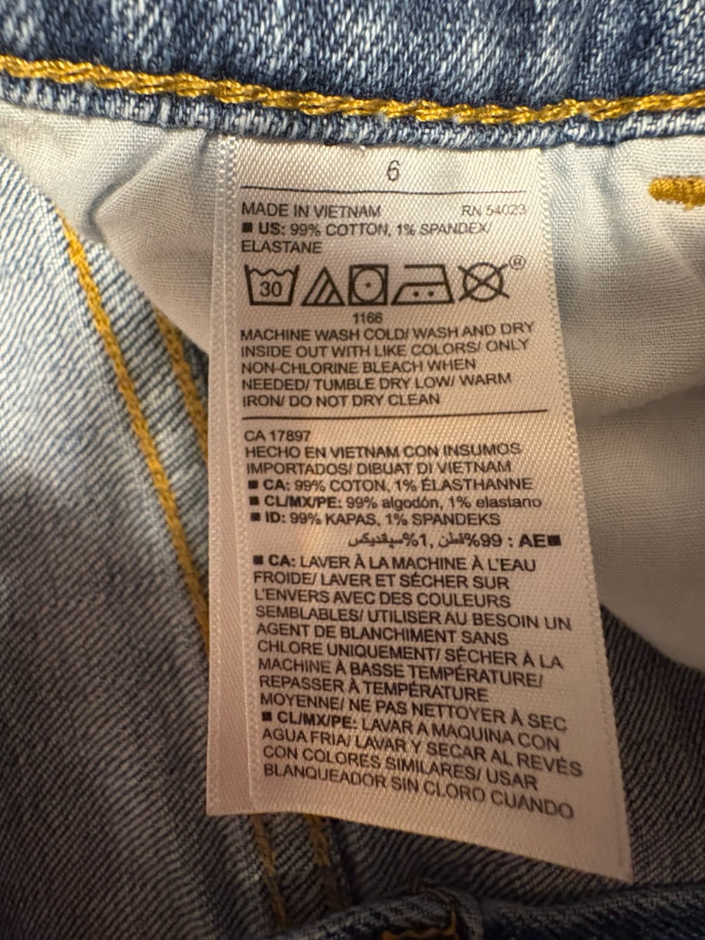 Old Navy Denim Shorts - Picture 5 of 5